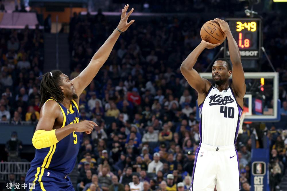 赛上身披红 赛上身披红