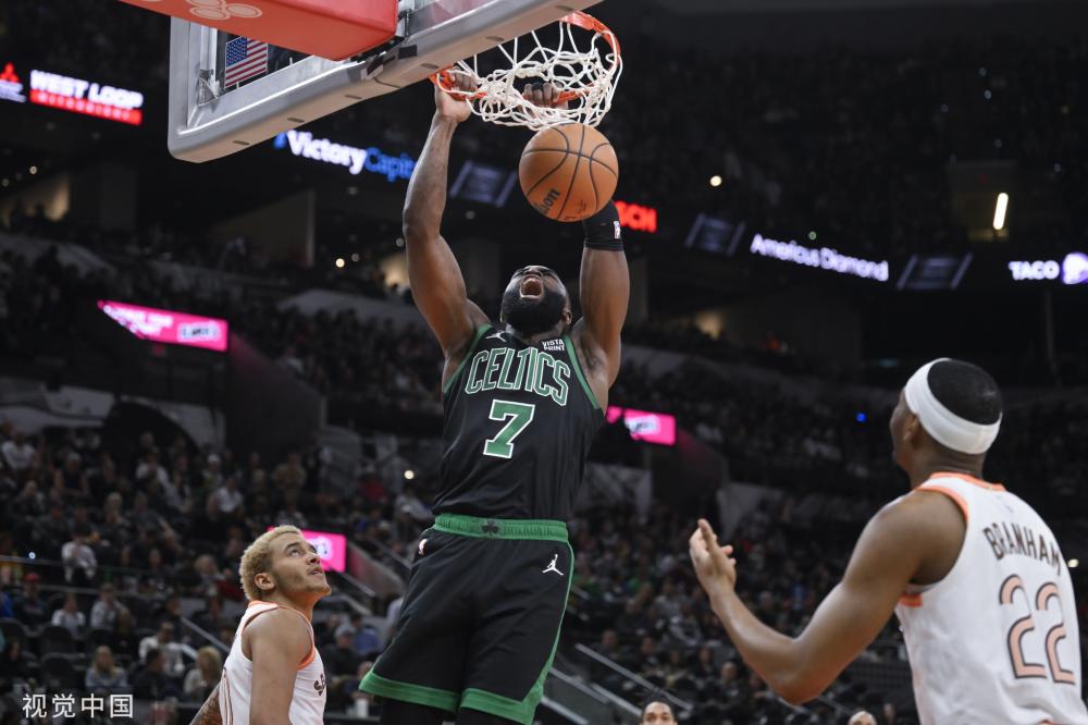 对球员伤病 对球员伤病