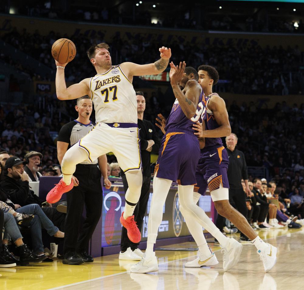 拉近距离的 拉近距离的