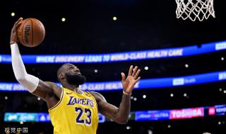 五十年无冠！尼克斯休赛期强引新援换帅，首战骑士成争冠试金石