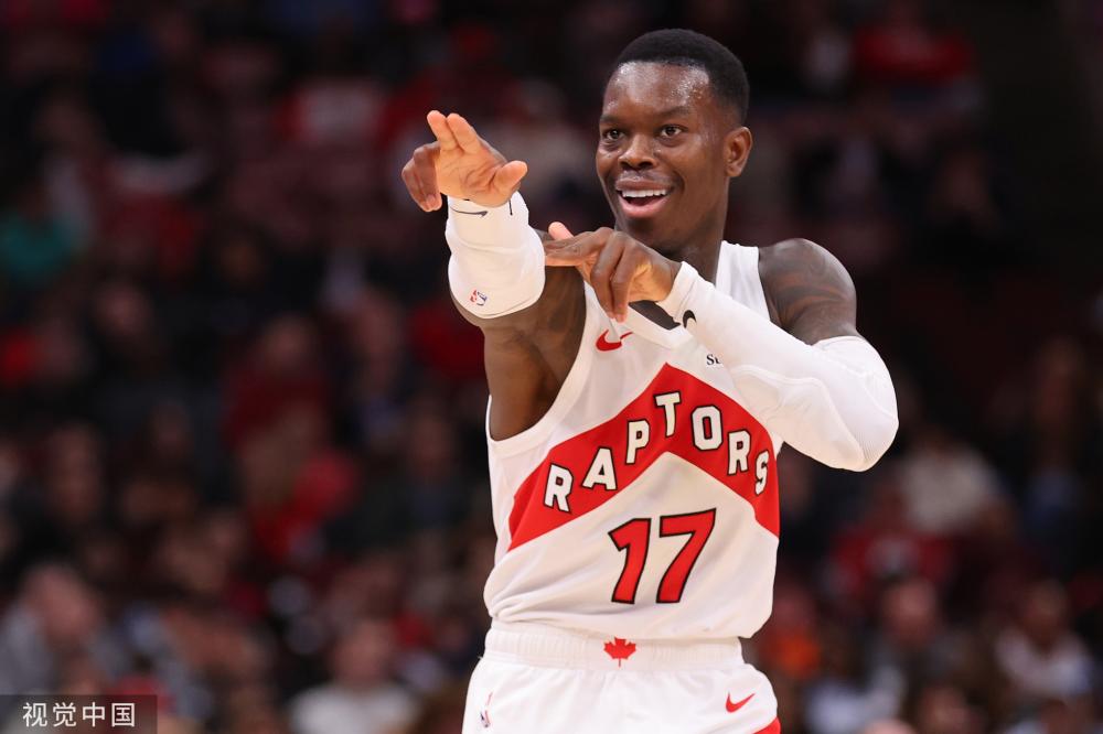 攻防建功！哈特抢断后又补篮得手 帮助尼克斯反超打停猛龙（哈特攻防一体：抢断后跟进补篮助尼克斯反超，猛龙被迫暂停）