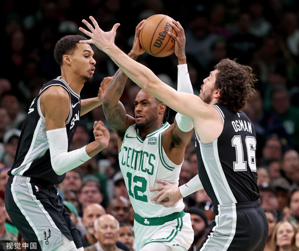 NBA全明星扣篮赛｜麦克朗满分3连冠 飞跃汽车一扣封神